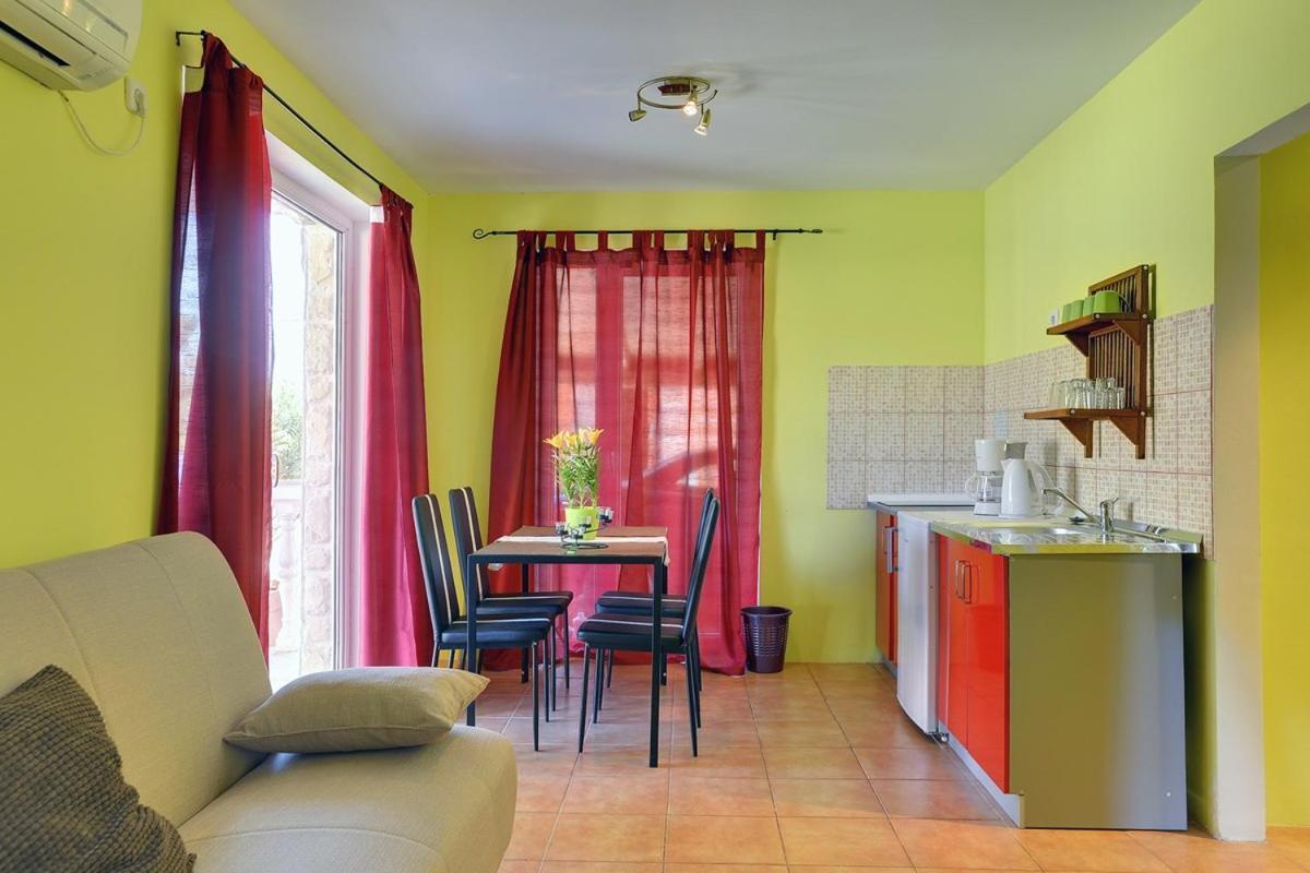 Apartments Puntica Ližnjan المظهر الخارجي الصورة